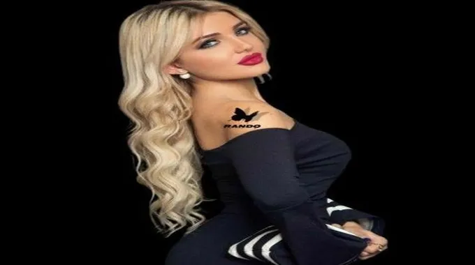 تخلص من الشيب المبكر ..خلطة طبيعية موجودة في كل