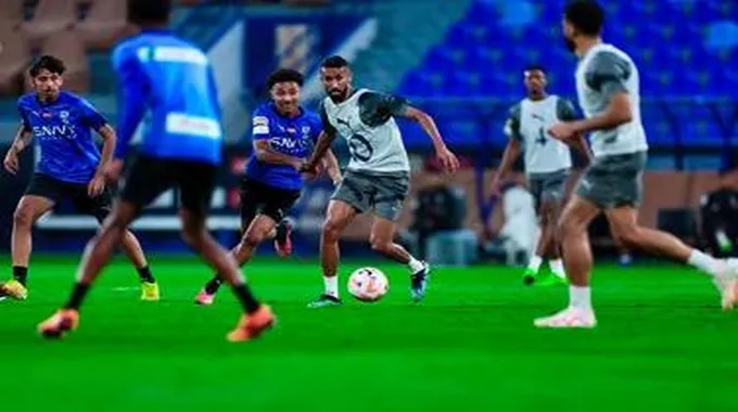 الهلال السعودي يصدم جماهيره بإعلان مفاجئ وغير